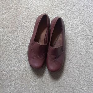 Ladies BareTrap shoes